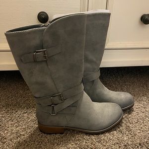 Maurices grey boots Sz 8.5 NEW